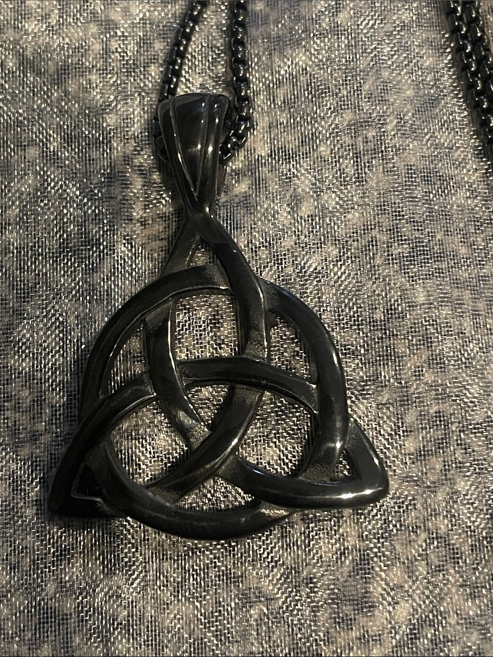 NWT Black Celtic Infinity Knot Heavyweight Necklace Black